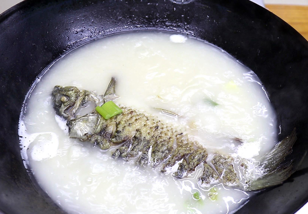 强烈建议中老年人：如果不差钱，常吃6种食物，强过天天吃保健品