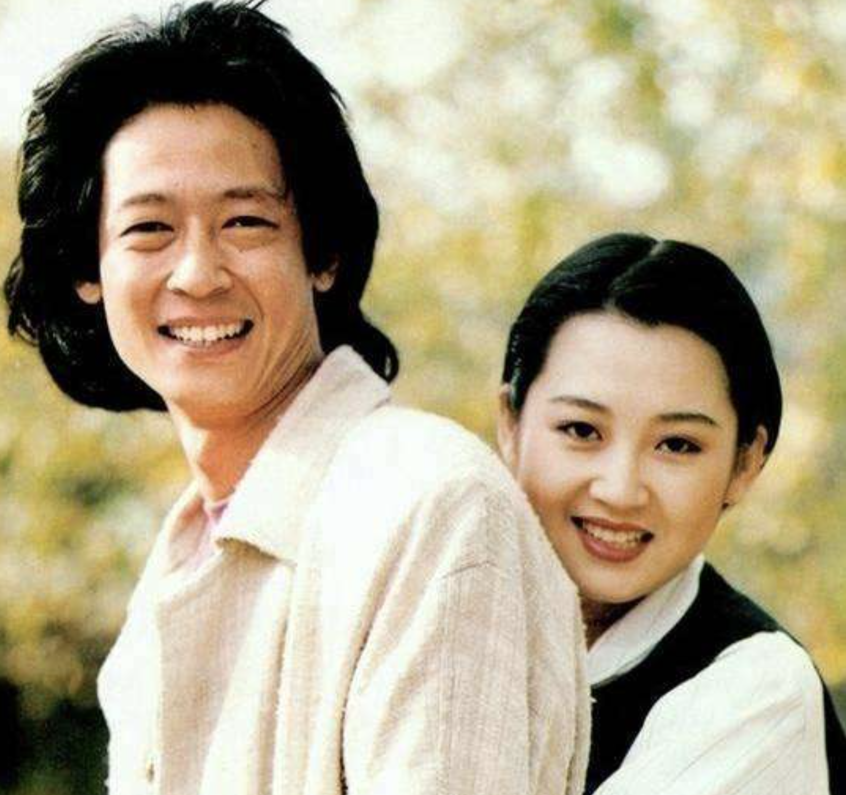 “痴情汉”尤勇智：扇班主任嘴巴，遭许晴抛弃，余生不负妻子沈蓉