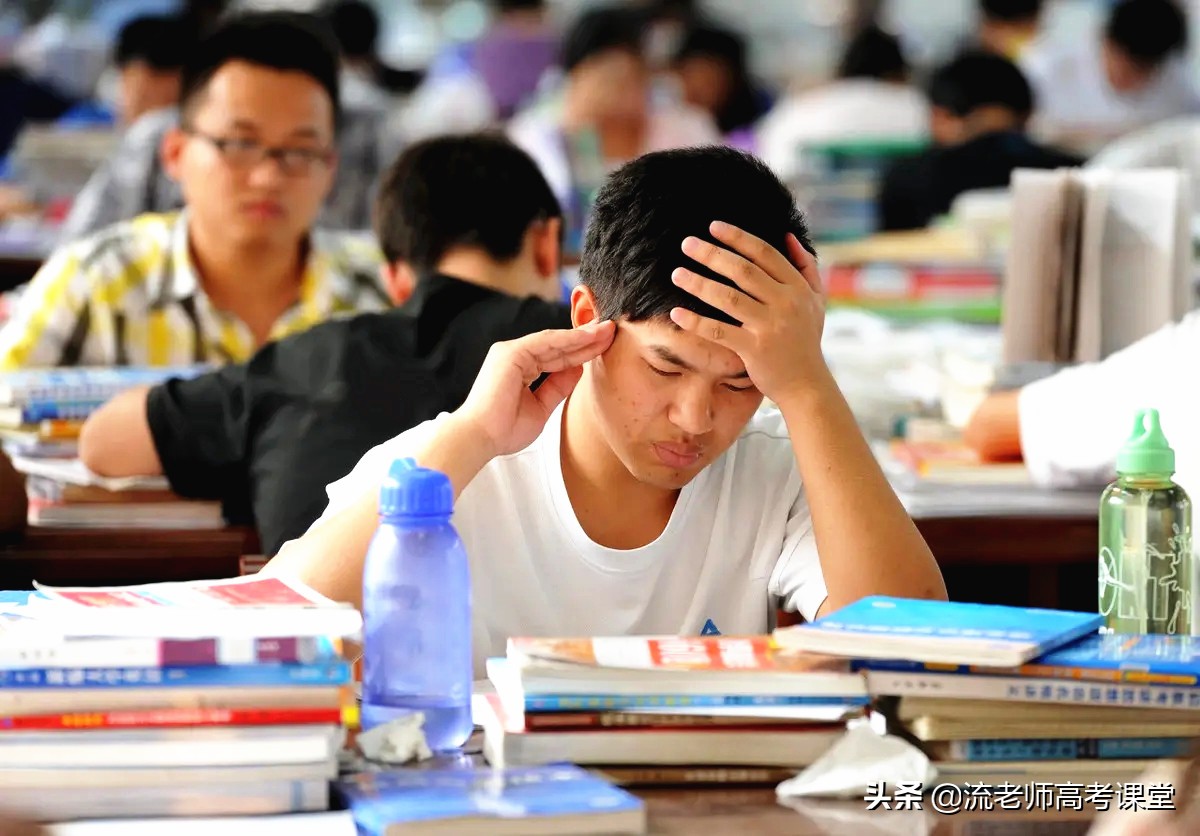 天道酬勤，1000道题做2遍看2遍，滨医女学霸428分考上北大研究生