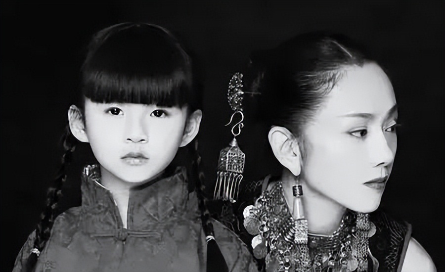 小彩旗：在春晚“一转出名”，却放弃跳舞逐梦演艺圈，如今怎样？