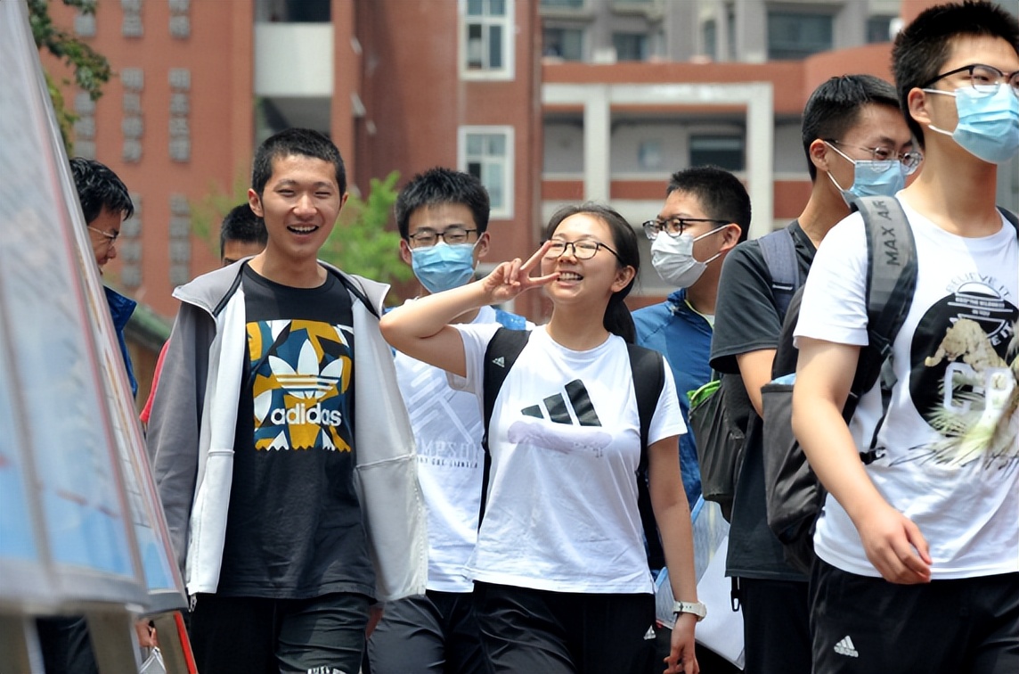 503分上北大？高考令人羡慕的“捡漏王”，究竟是怎么报考的