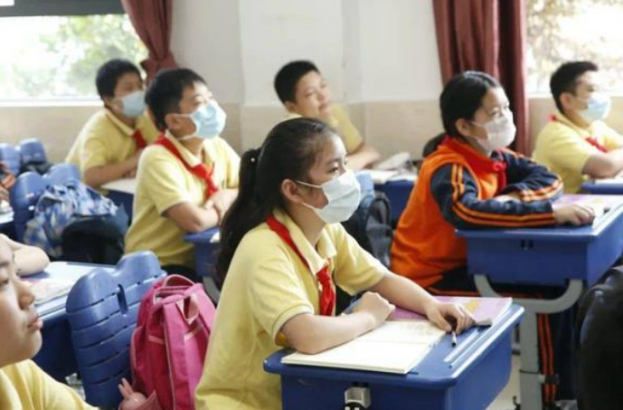 多地中小学暑假时间公布，学生笑了，家长哭了：还没开学又放假了