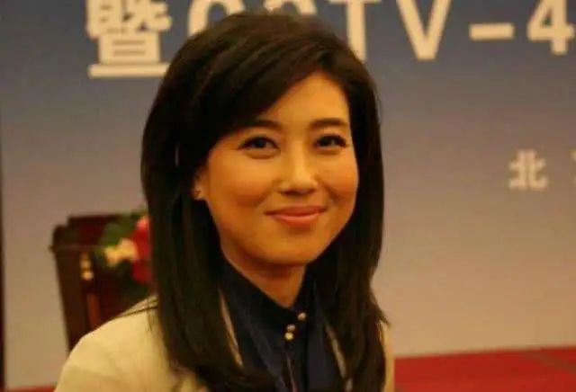10位央视女主持人颜值对比，各有各的气质，甩一线女星几条街