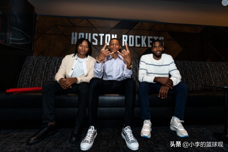 nba为什么火箭没有比赛(火箭不敌开拓者 火箭呈现高开低走的局面 火箭三新秀为何延续性不佳)