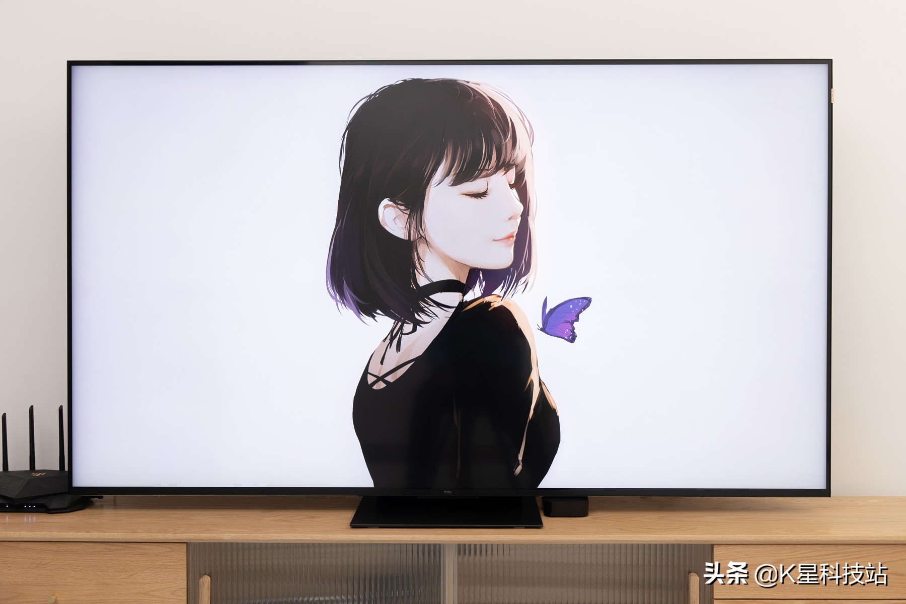 QD-Mini LED 战未来，国产电视画质的天花板，TCL X11电视机评测详解