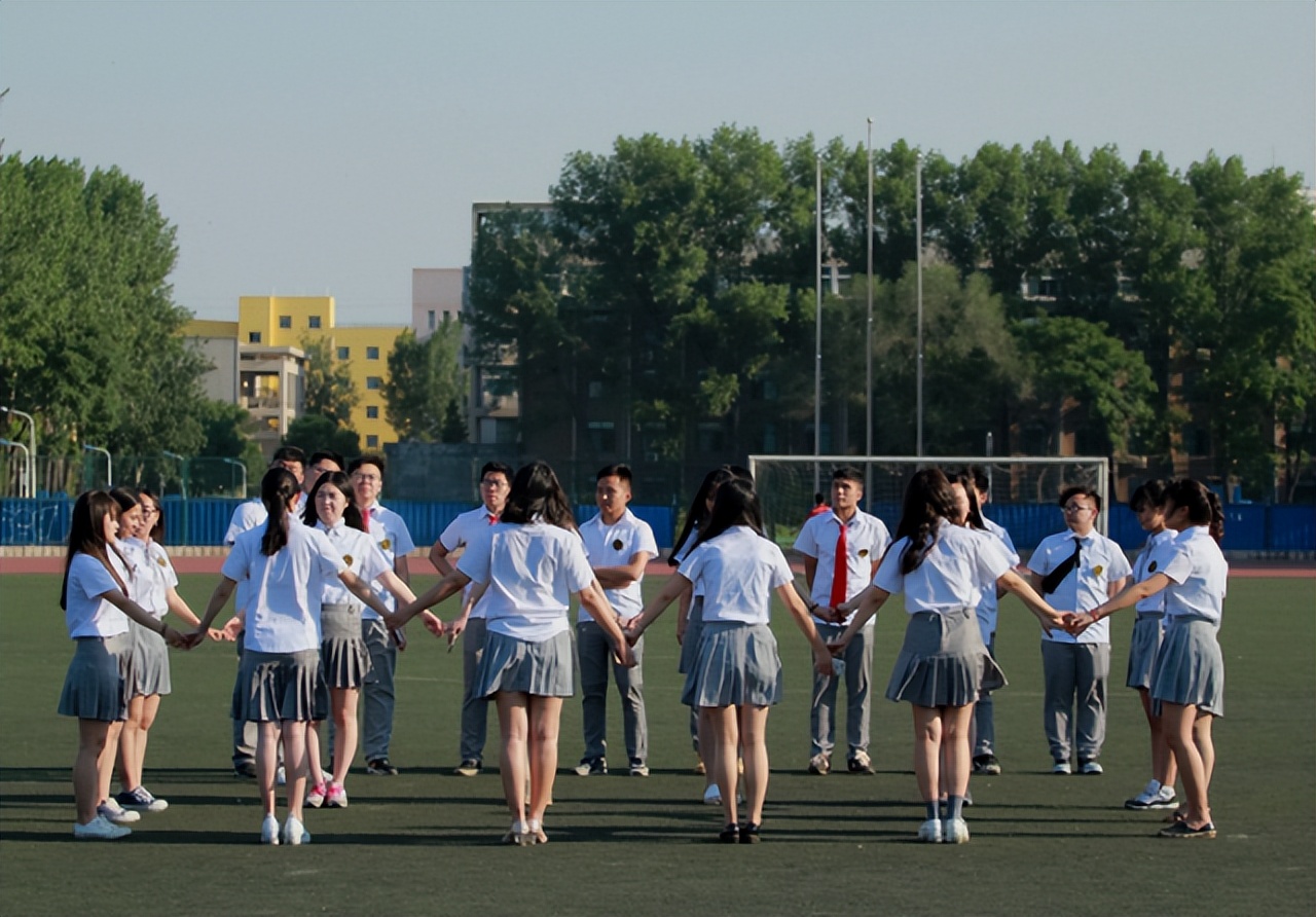 兰州交通大学一学生在宿舍意外死亡，校方通报公布，令人惋惜