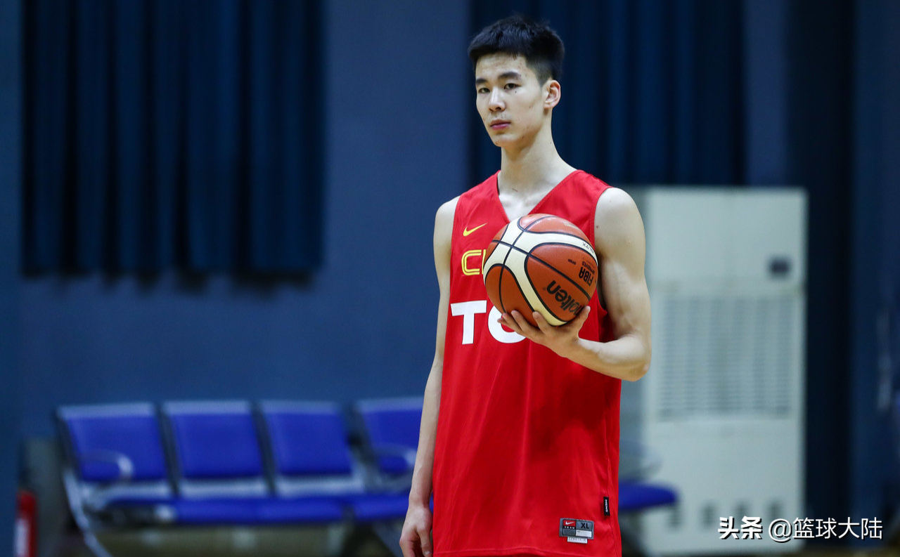 中国有哪些人去nba打过篮球(官宣！两名中国球员征战NBA夏季联赛，张镇麟、余嘉豪无人问津)