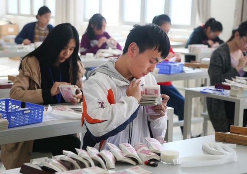 距离中考120天，北京某中学给学生发“申请书”，自愿放弃中考？