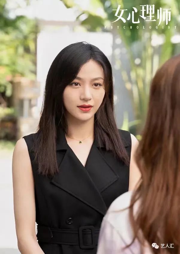 “北大最牛校花”裸辞进娱乐圈，北漂13年，承认自己“失败”了