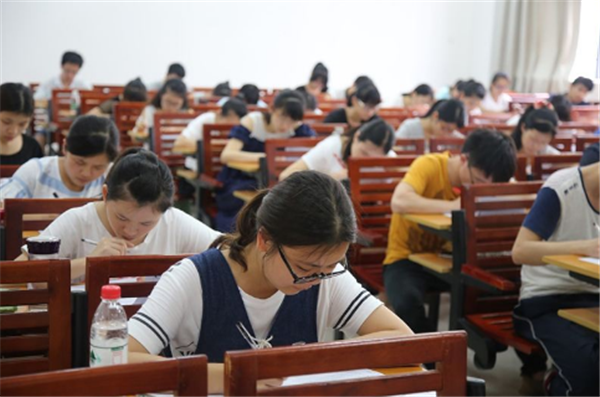 大学四级通过率（四六级出分时间确定）