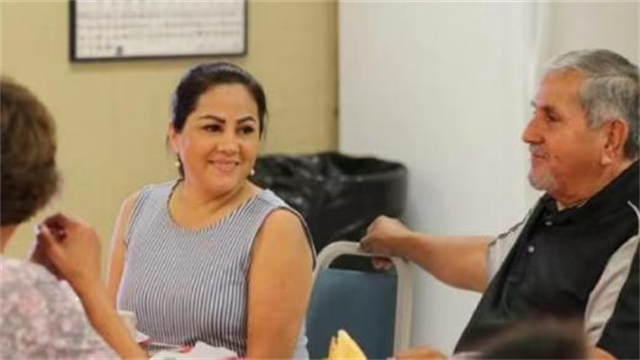 美国大兵在越南有了女儿并不知道，48年后父女相认称很愧疚