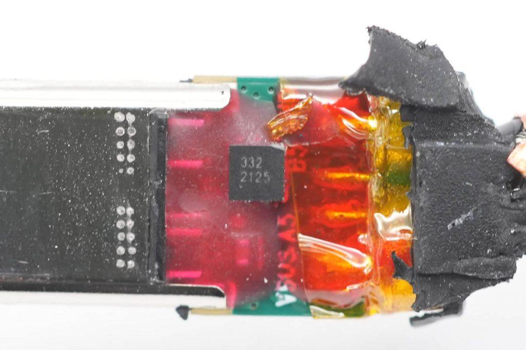 联想Y9000P2022充电神器，thinkplus 135W快充CC线拆解