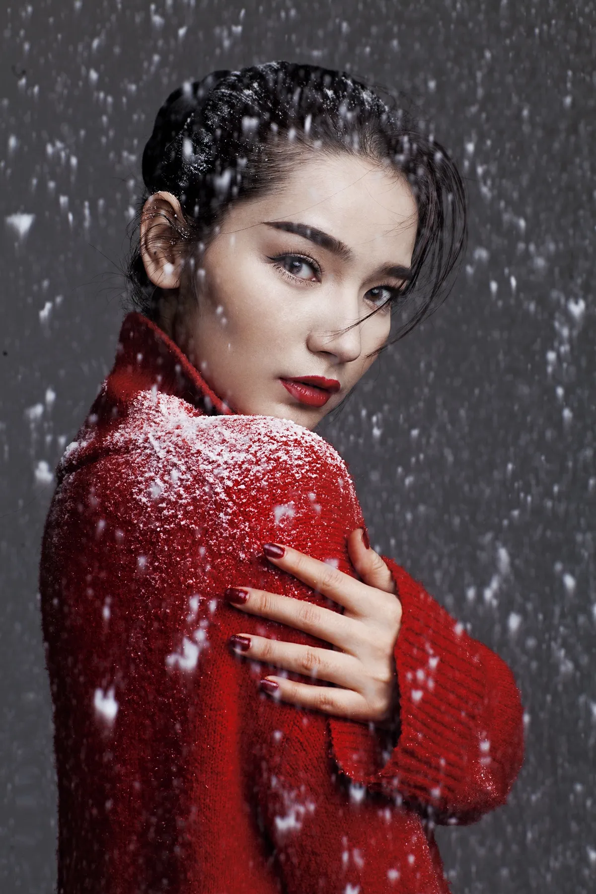 “天山”出大美人,10位新疆女明星,个个盘正条顺,美得各有千秋