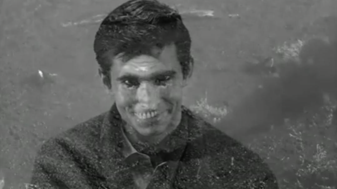 希区柯克的《惊魂记》为什么伟大？因为他在不断地戏弄观众