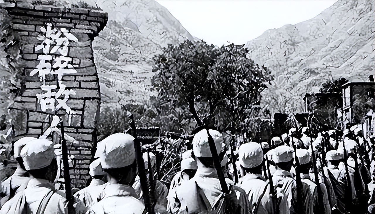 《亮剑》赵刚原型：清华大学高材生，建国后调往北京，成公安部长