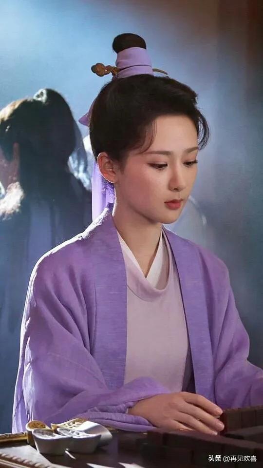 初见美如花，再见颜值崩塌；初见丑陋无比再见惊为天人的6位女星