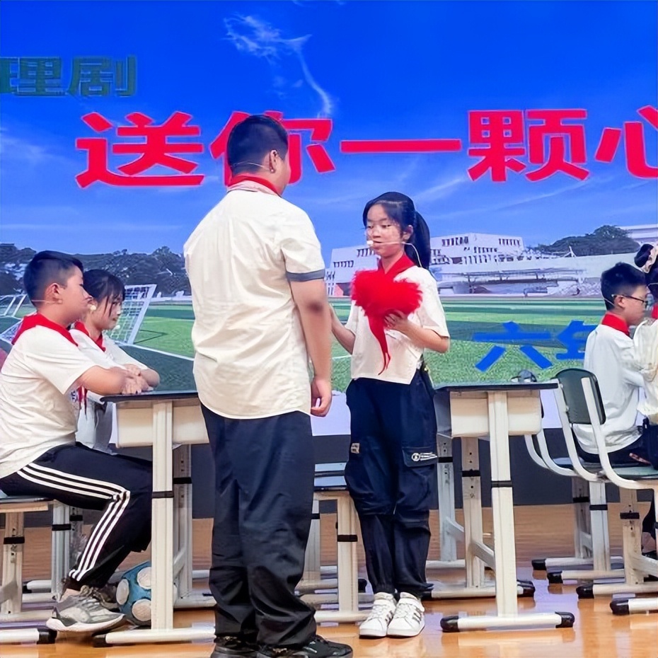 花田花绽，阅读悦心｜双流区黄甲小学举行读书节之阅读表演赛