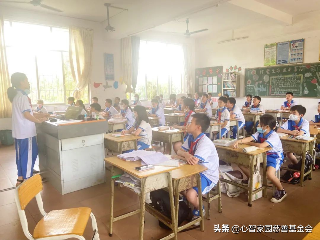 “慰问飞来峡镇、源潭镇，不忘初心送关怀”主题党日行动