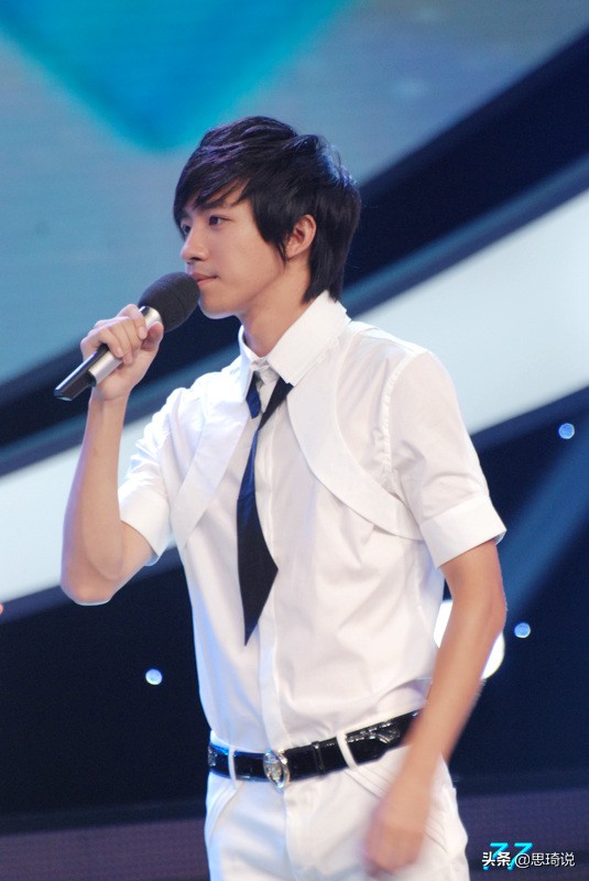 俞灏明的脸、谢霆锋的手、成龙全身是伤，辉煌背后是血泪