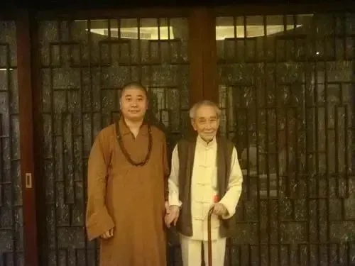 我们强烈谴责朱清时：宣传迷信，祸害国家的未来