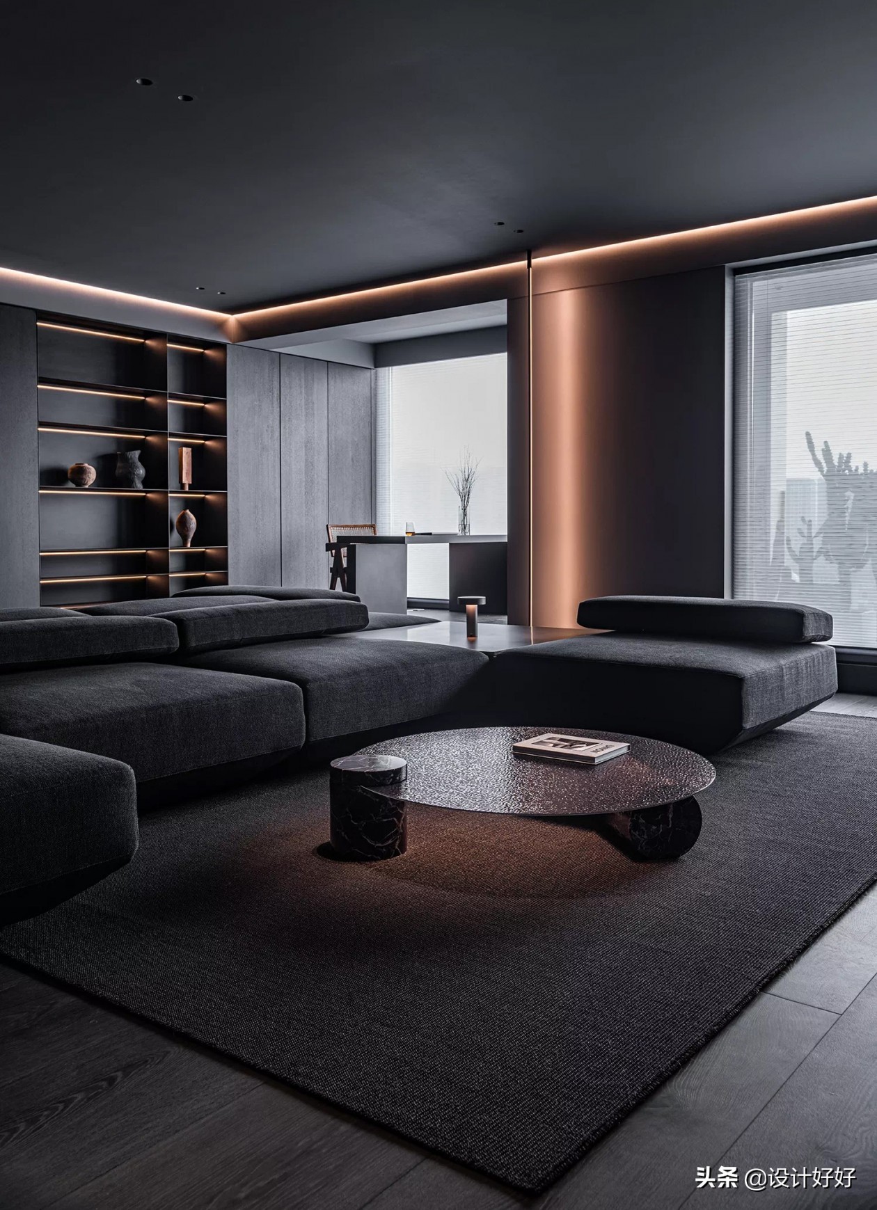 深灰色配什么颜色好看(装修选择深色系) - 百百科