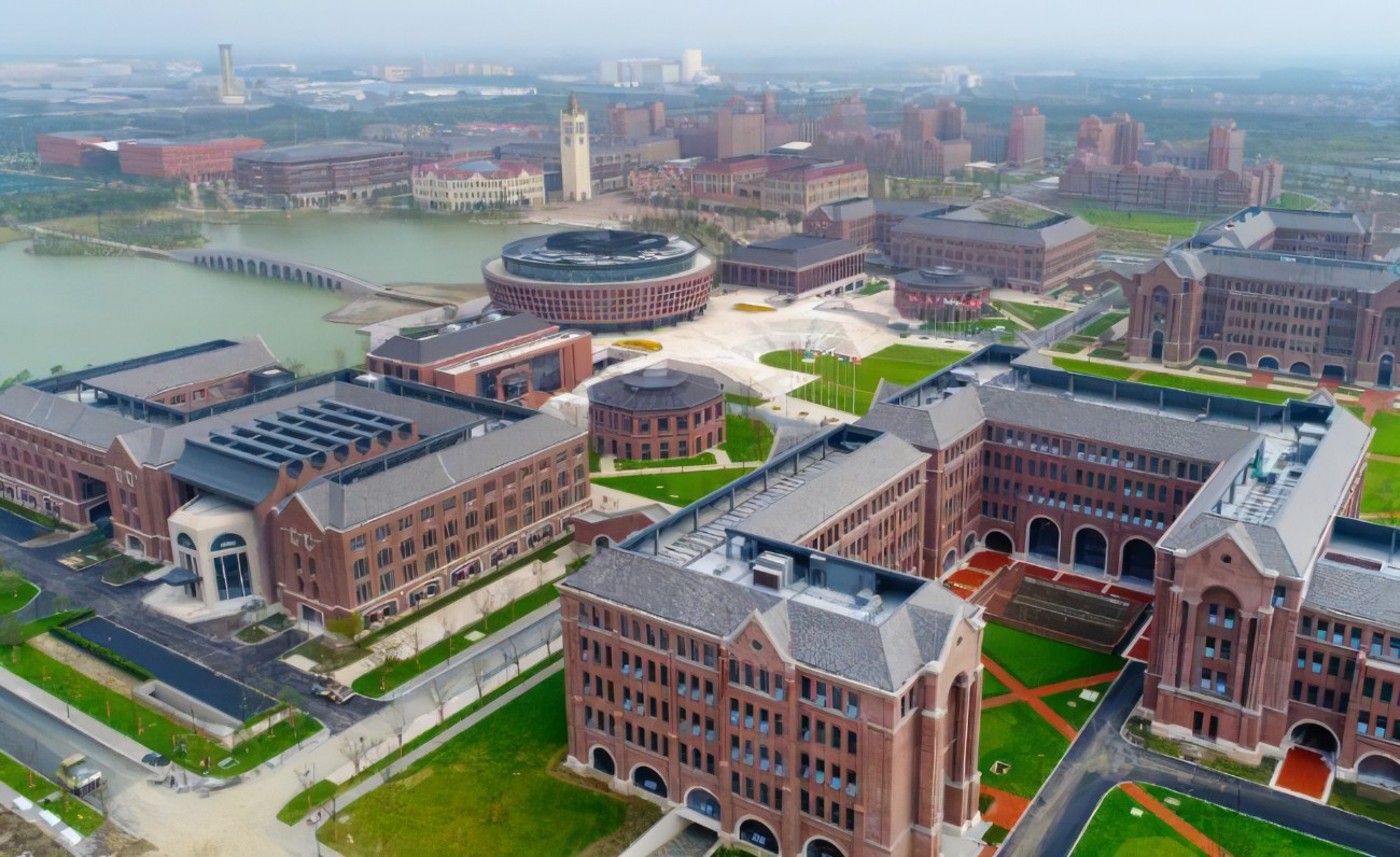 谈谈港澳学校、中外合作，有什么关键点？适合什么样的学生？