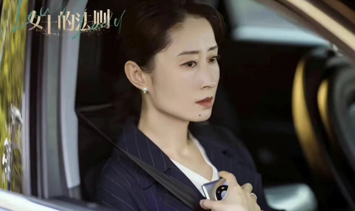 今晚开播！又一律政轻喜剧来袭，演员阵容强大，终于有剧可追了