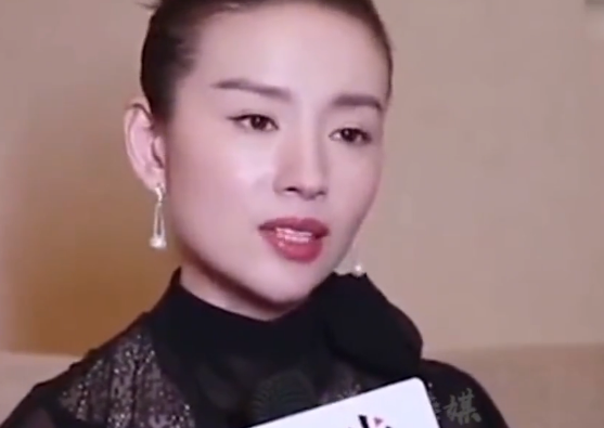 盘点七位出轨女明星，董洁出轨却先发制人，刘晓庆姜文被“捉奸”