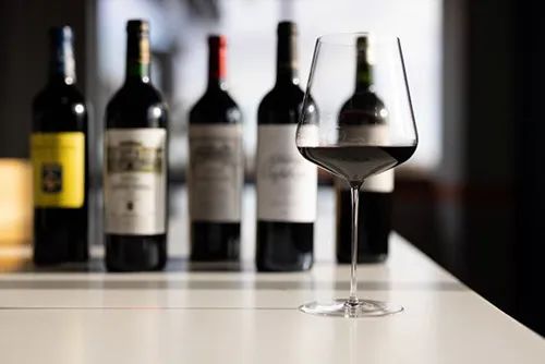 Liv-ex：國際精品葡萄酒交易市場2022首季表現強勁