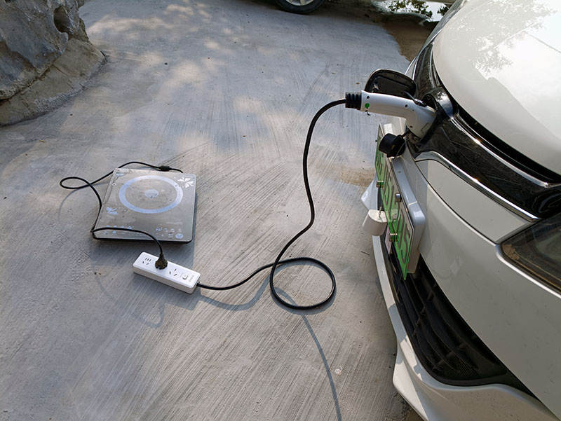 電動汽車電量焦慮？使用奧?？瞥潆姌尪〞r充電兼容所有電動汽車