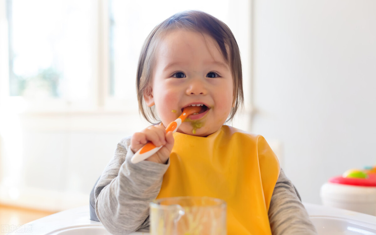 孩子身体几种信号，是缺钙的表现？家长们注意，别耽误孩子长高