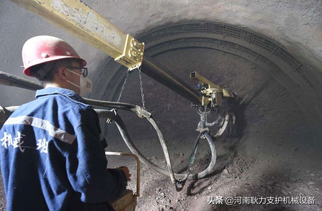 隧道智能混凝土喷浆机器人代替人工喷浆作业已成为发展趋势