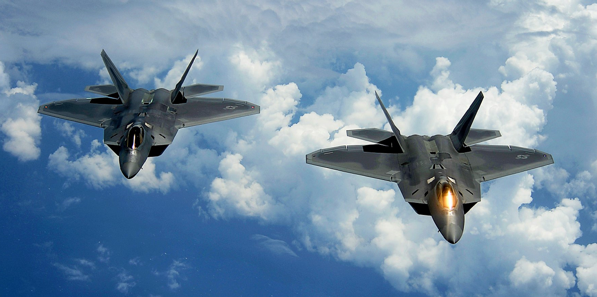 “猛禽”再进化！美国空军即将完成F-22升级，作战能力大幅提高