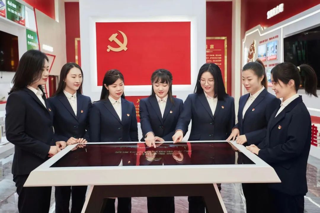 "三八"妇女节特辑 | 太太太太美了，一定要打开看