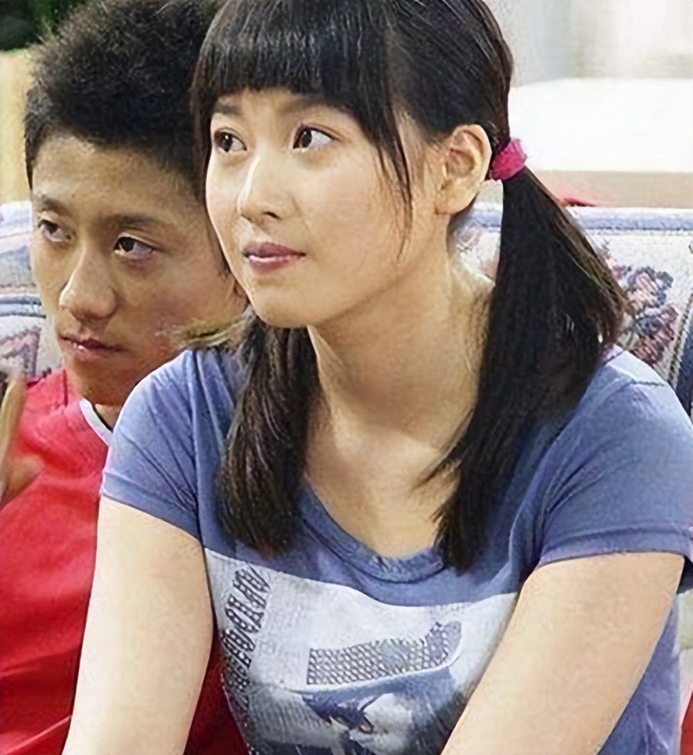 一人拖垮全剧，这8位颜值演技都没有的女星，“关系户”写在脸上