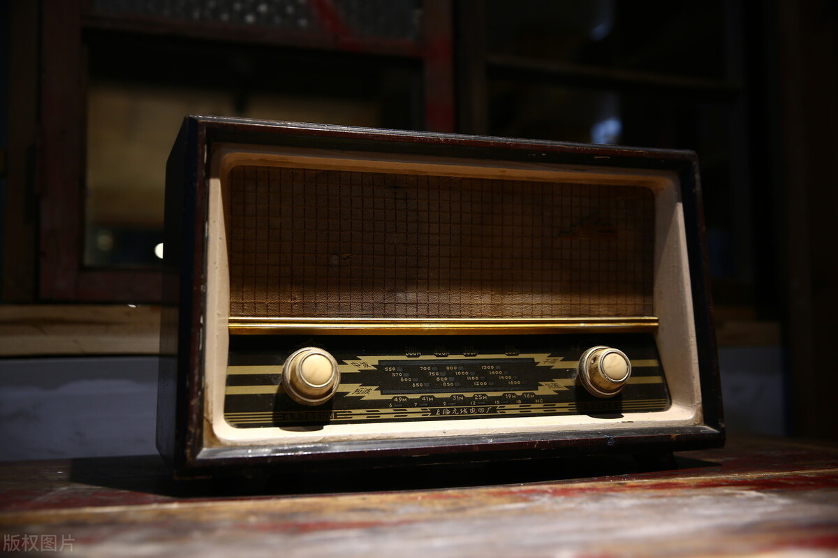 反贪大案：她是信用社会计，丈夫是军人，其奢侈生活却无法想象