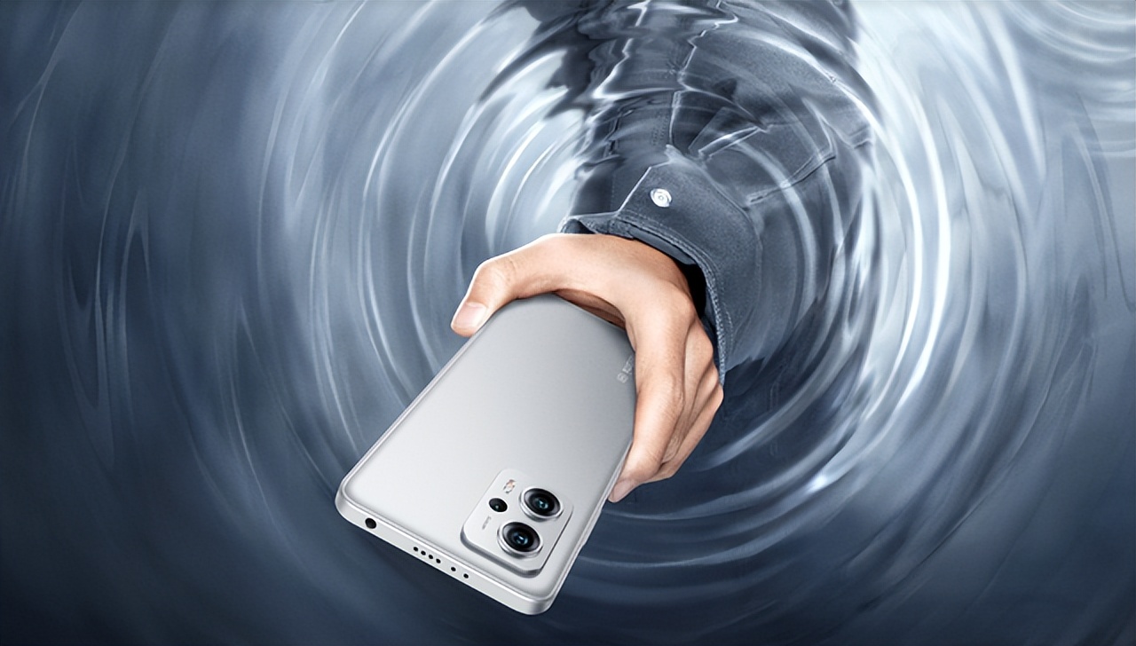 小米再度给力：天玑 8100+LPDDR5+高配LCD屏，这才是千元机天花板