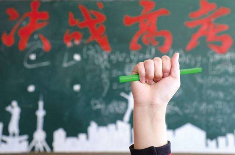 河南“零分女孩”蒋多多：一时冲动“反抗”高考，毁掉了整个人生