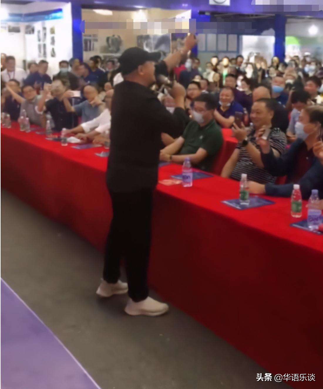 “一首歌吃一辈子”是真实存在的吗？千万别小看这些过气歌手