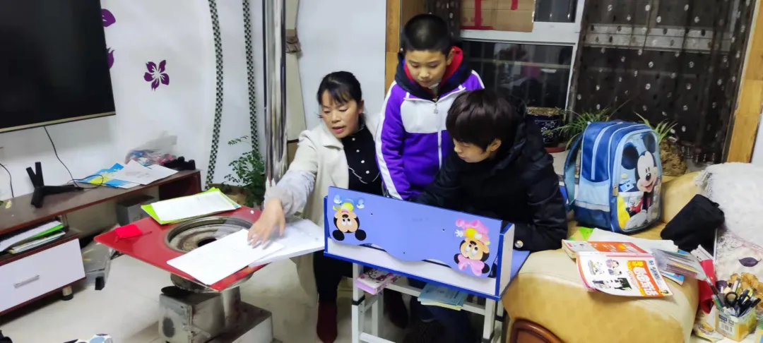 洋縣磨子橋中心小學(xué)“進(jìn)知解”活動(dòng)(圖4) 洋縣磨子橋中心小學(xué)“進(jìn)知解”活動(dòng)(圖4)