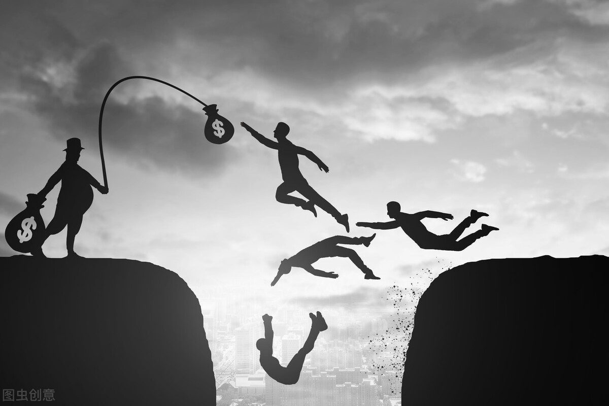 金融反诈大师翟山鹰去哪里了？或喝茶，或闭关修炼