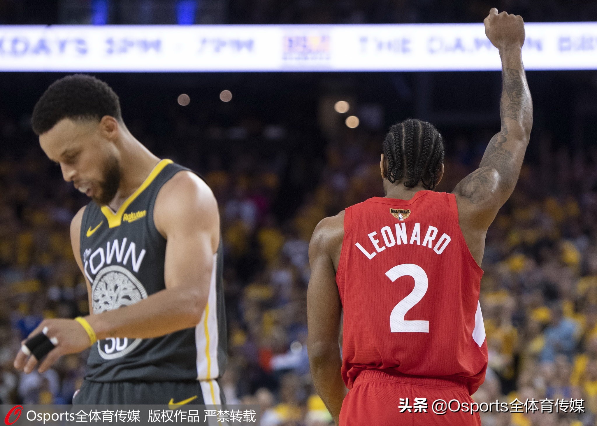 nba总决赛为什么在多伦多(历史上的今天之多伦多猛龙首夺NBA总冠军)