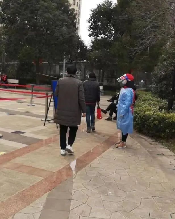 战“疫”夫妻档丨你是我的城池，我是你的屏障