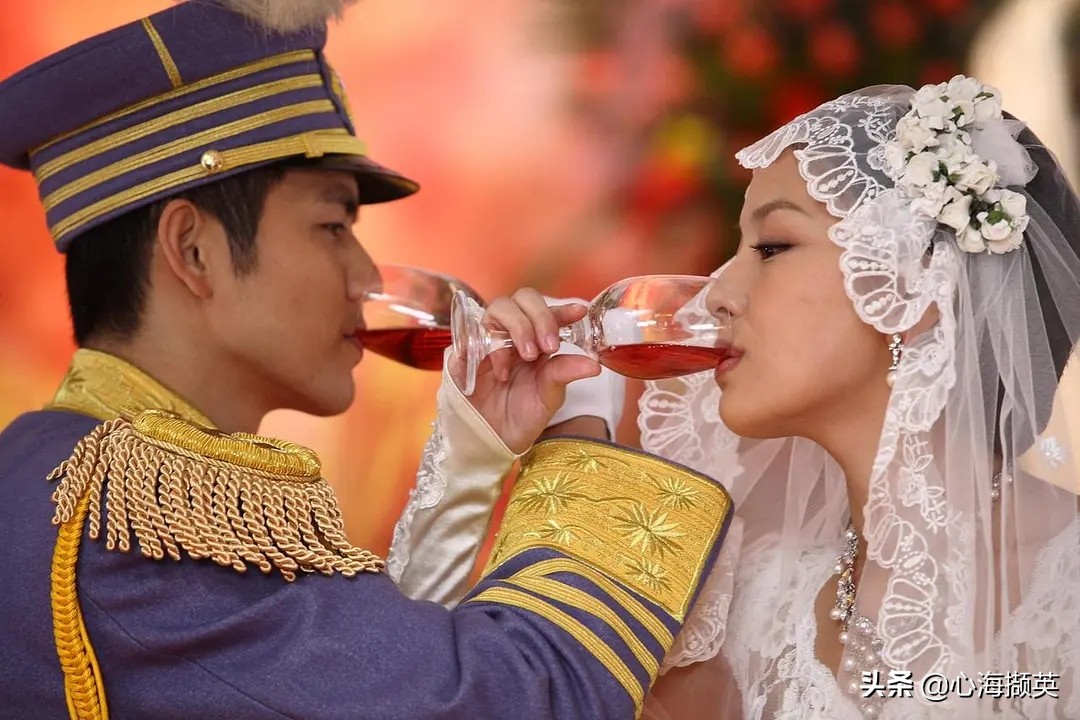 钟汉良与李小冉的《来不及说我爱你》，经典民国爱情剧，难以超越