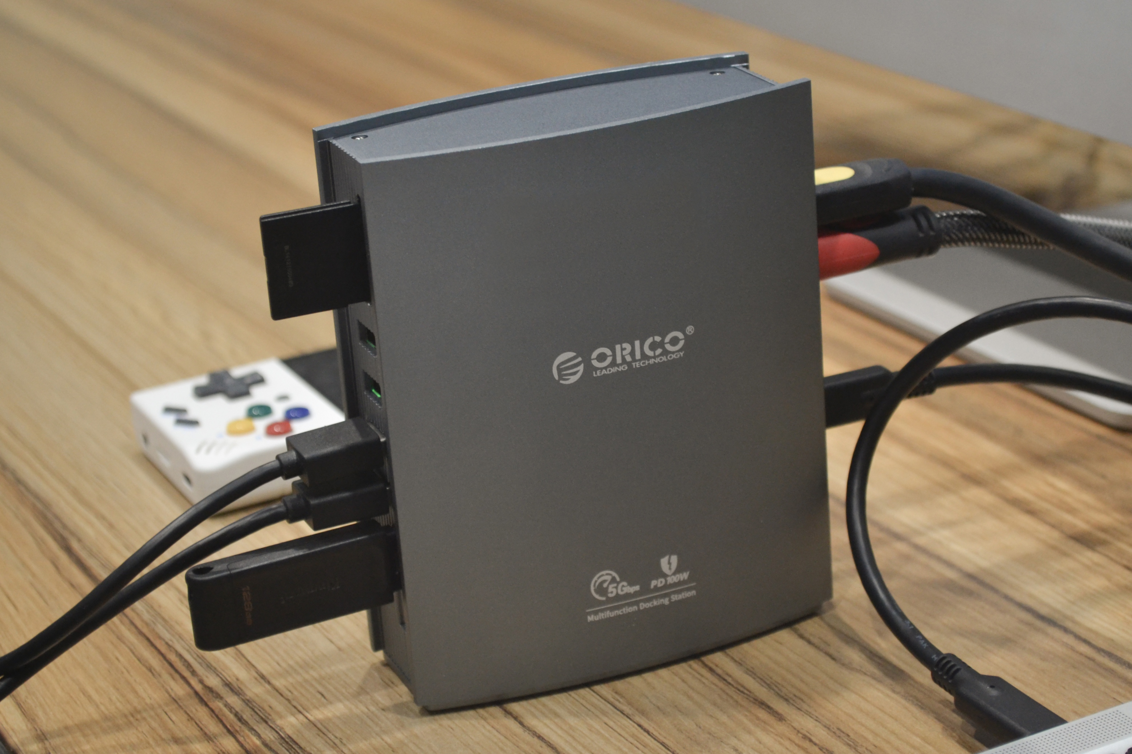 苹果Macbook分屏日常：试试ORICO奥睿科 15合一多功能扩展坞