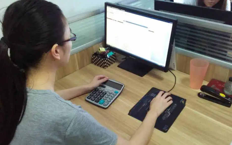 某“寺院”招聘会计，带编制月薪1.5万，大学生“抢破头”报考