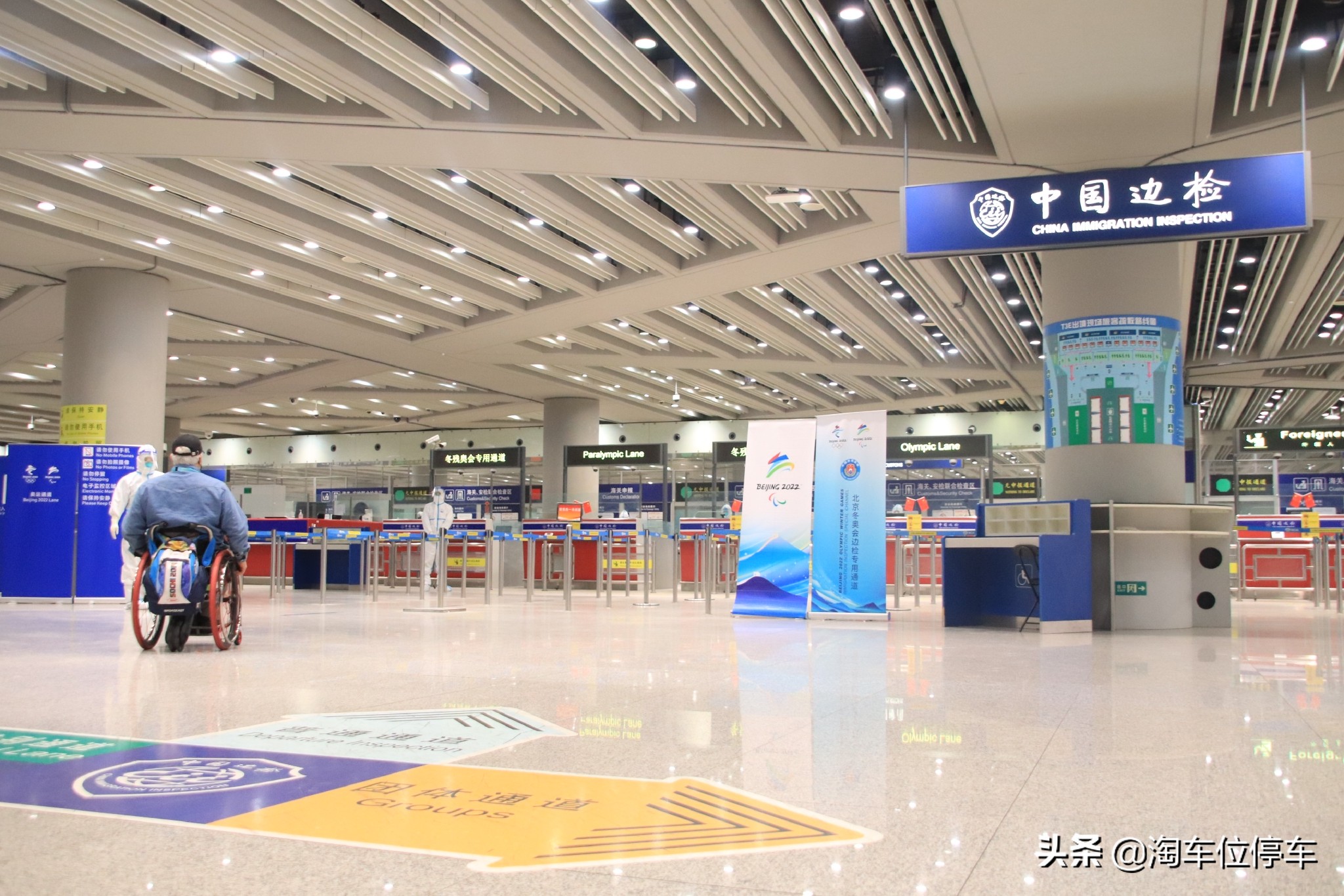 北京首都机场停车收费标准2022及19座客车报价详情