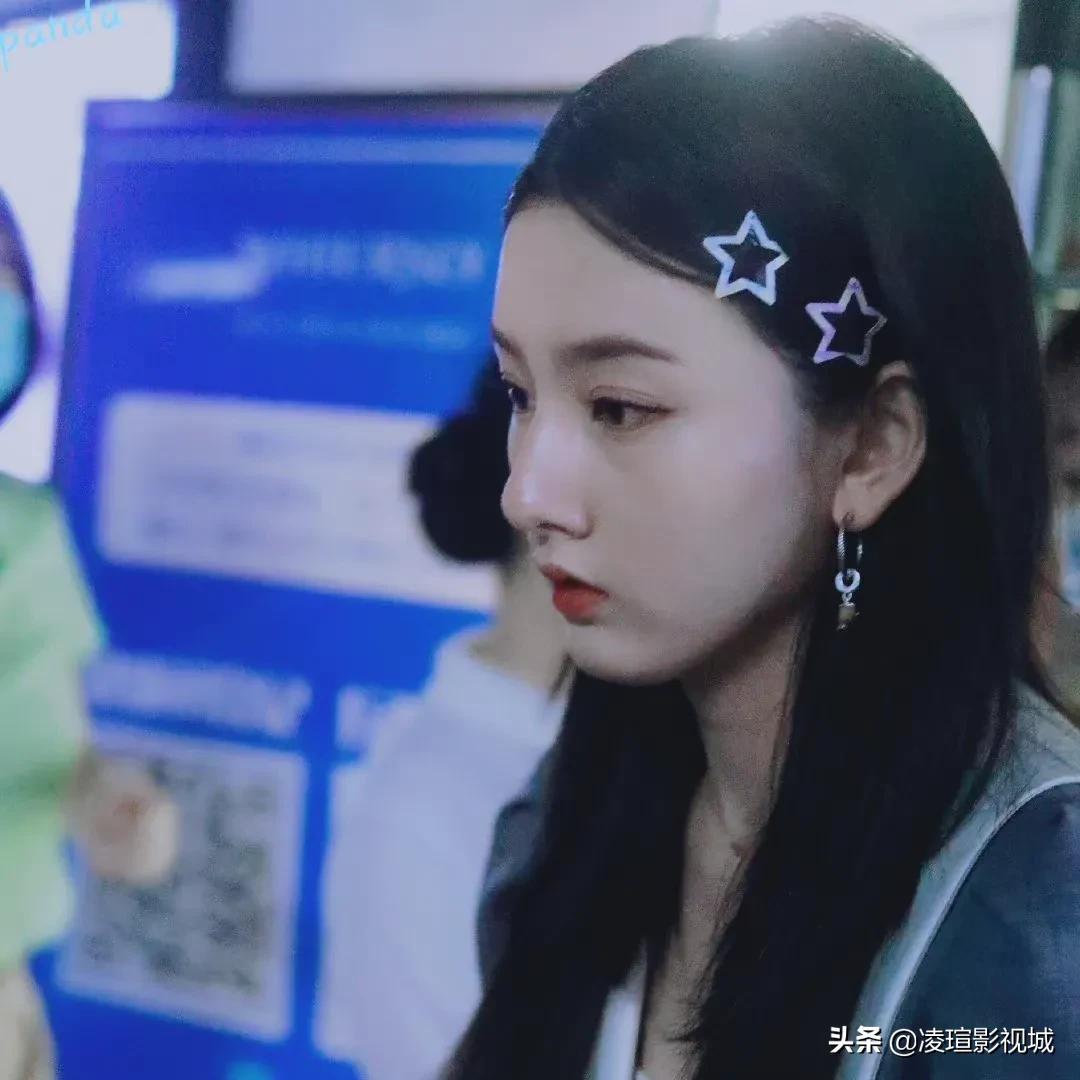 明星壁纸图片分享：宋祖儿（2）