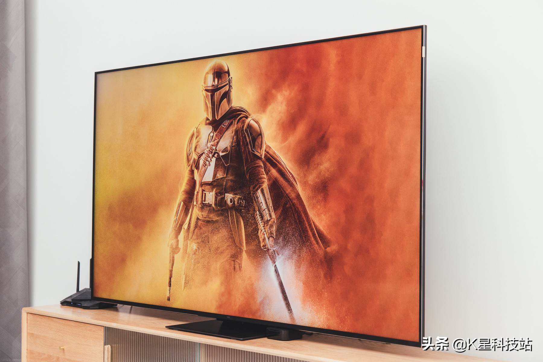 QD-Mini LED 战未来，国产电视画质的天花板，TCL X11电视机评测详解