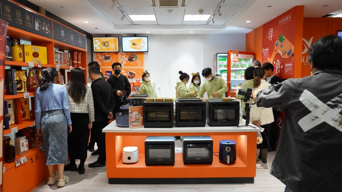 上班族糾結(jié)吃什么？來阿爾法魚小店，吃正宗大師菜